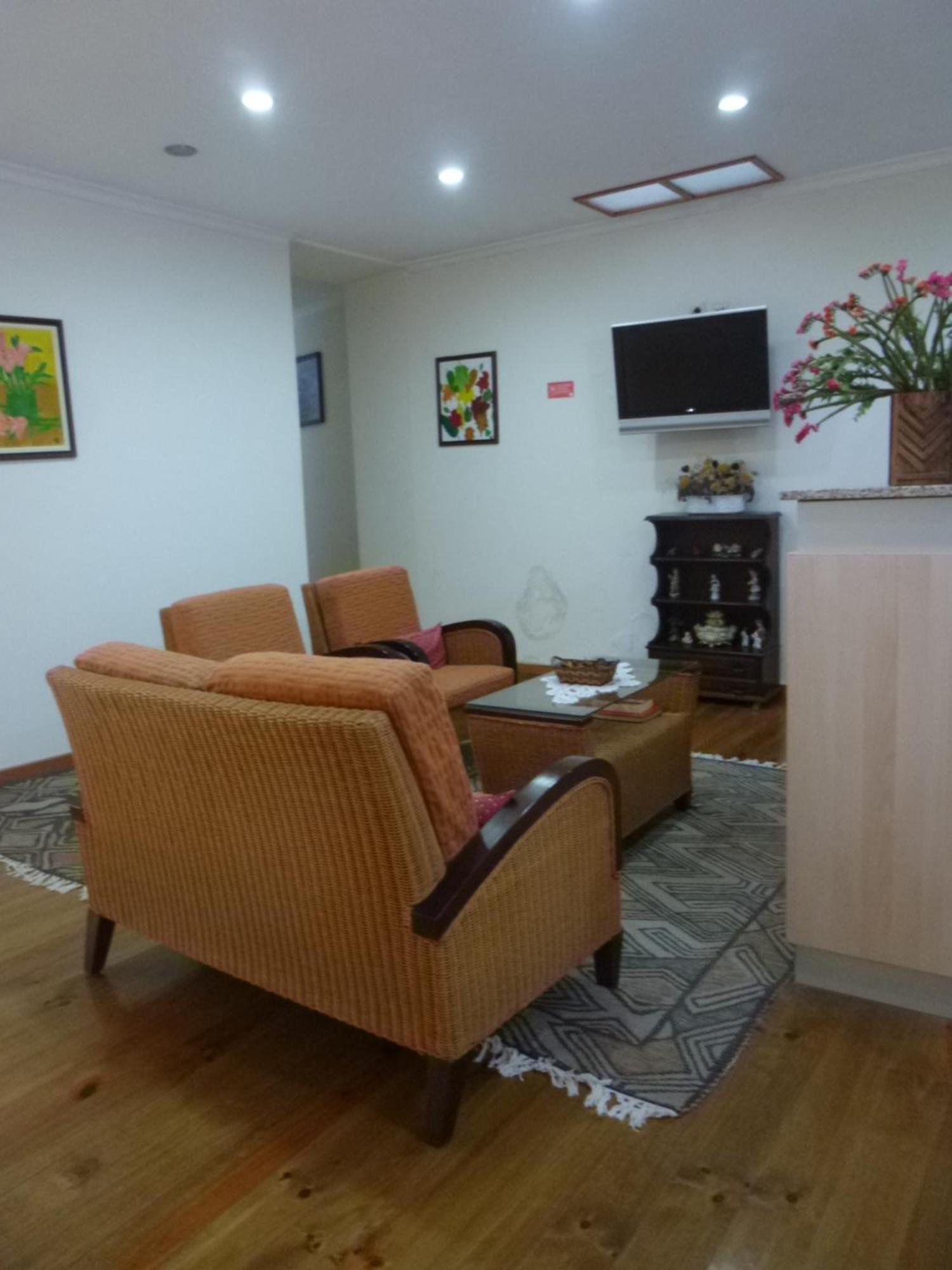 Готель Residencialusobrasileira Леса-да-Палмейра Екстер'єр фото