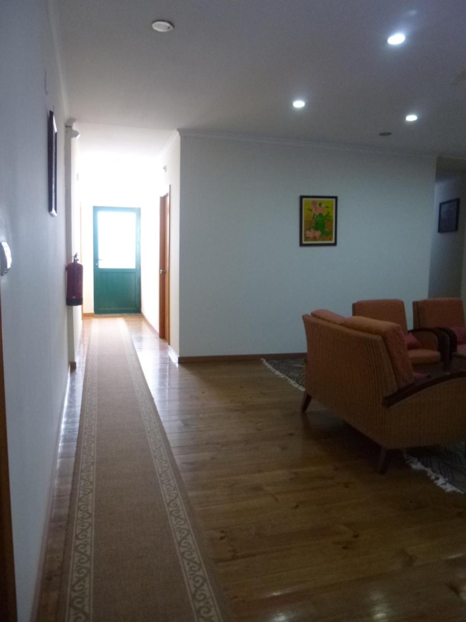Готель Residencialusobrasileira Леса-да-Палмейра Екстер'єр фото